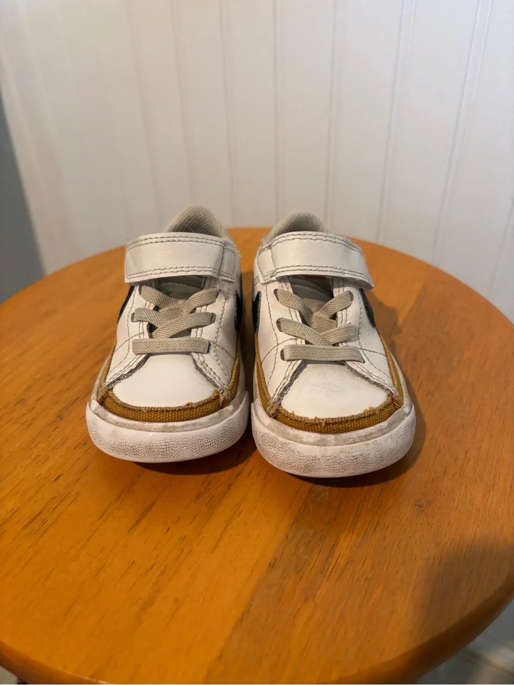 Nike Kids White and Brown Velcro Sneakers